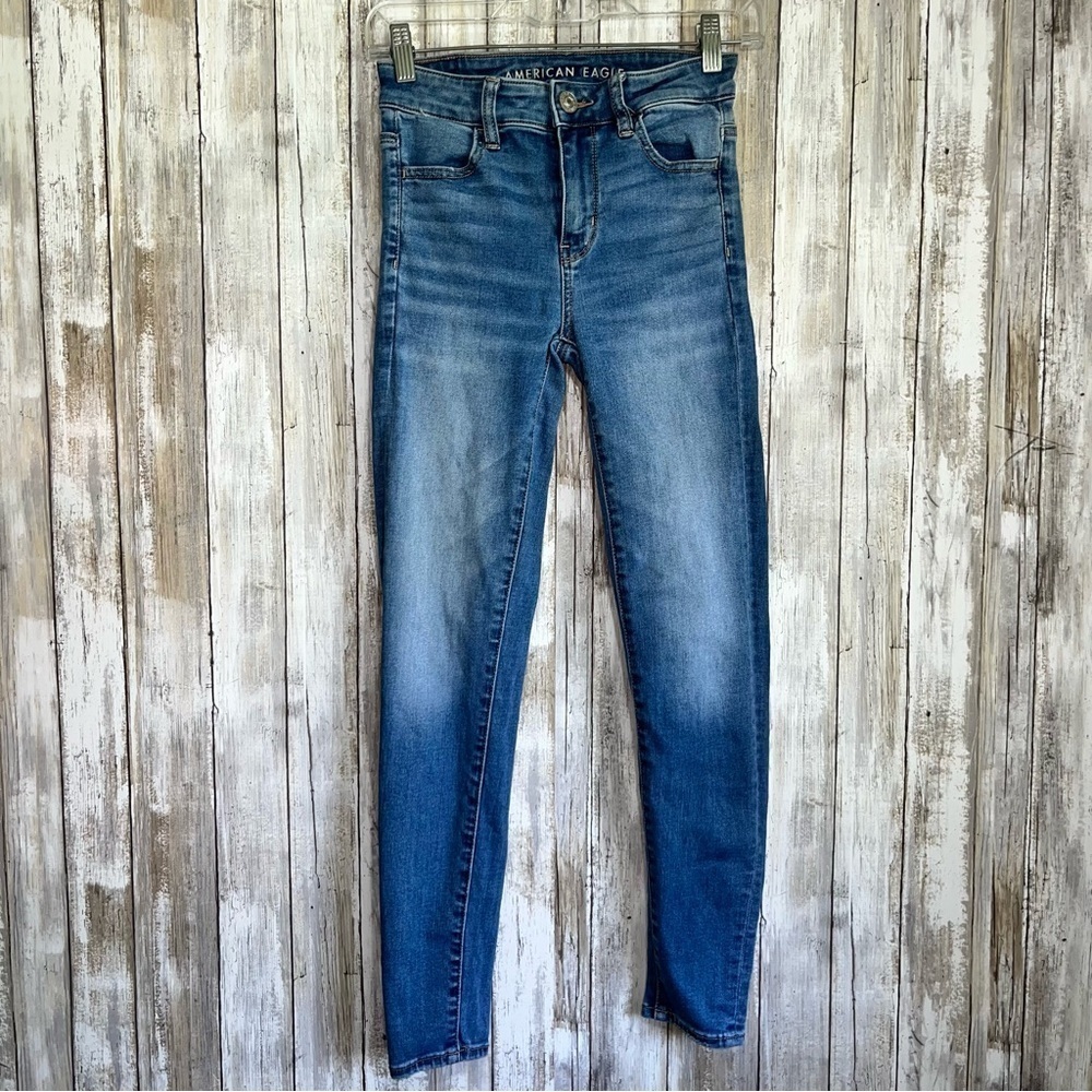 American Eagle High Rise Jegging Short